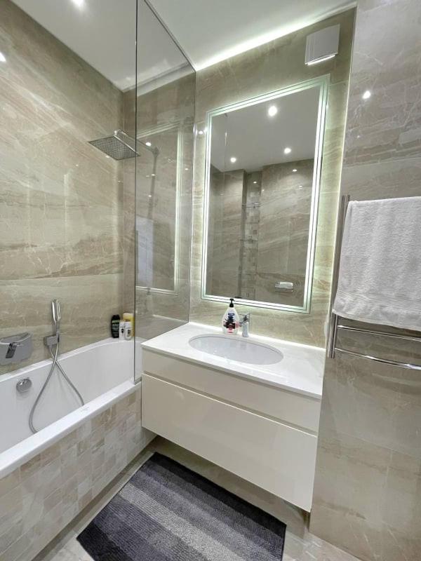 Vip Apartment 120M2 With Panoramic Windows, 22 Floor. Obolon Kiew Exterior foto