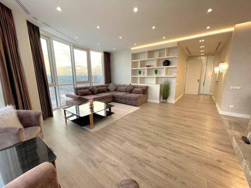 Vip Apartment 120M2 With Panoramic Windows, 22 Floor. Obolon Kiew Exterior foto